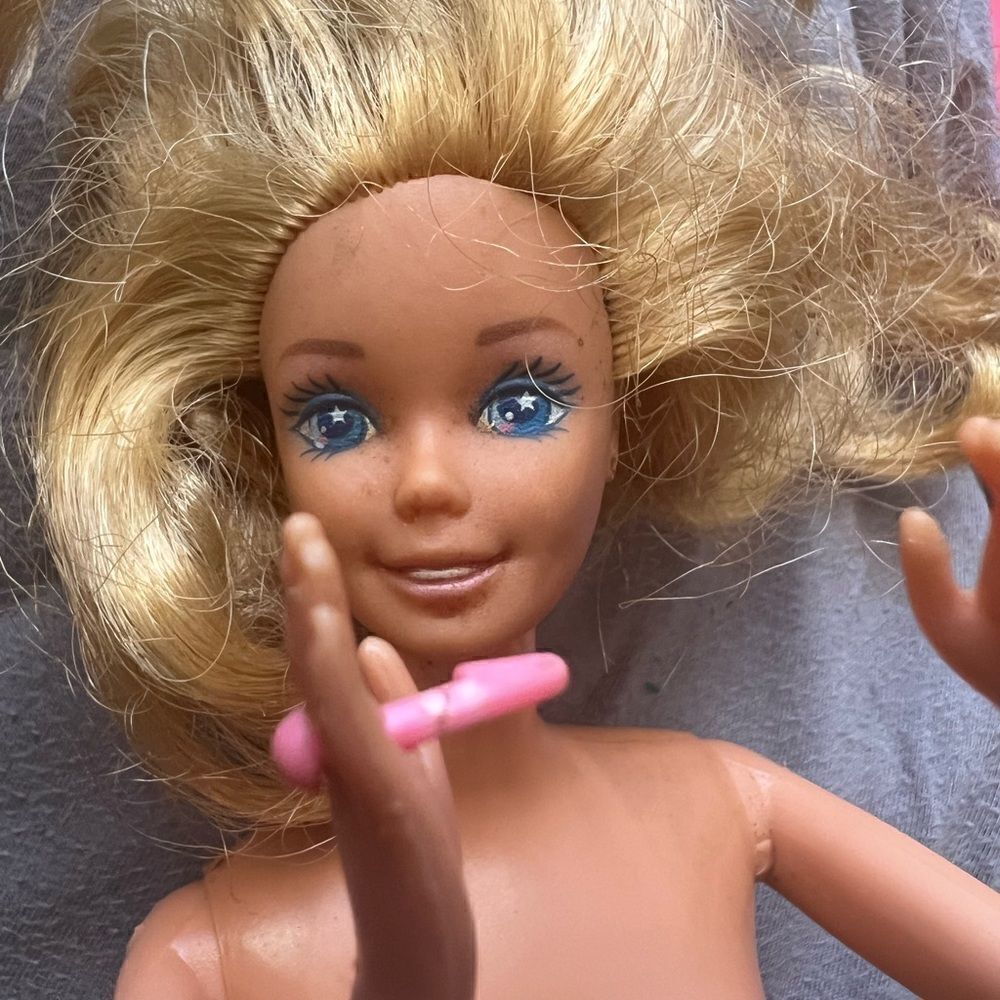 Barbie Doll Bendable Knees Super Star Blue Eyes Blonde Hair 1966 VTG